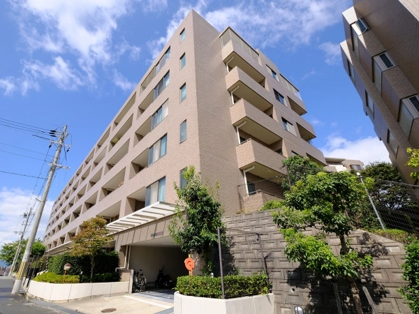 ジオ池田五月丘 外観（弐番館）
