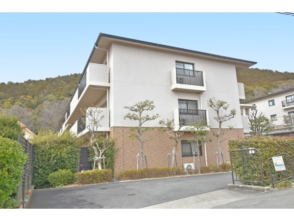 ハーティス山科御陵