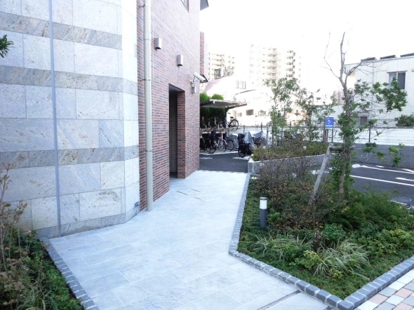 レリア朝霞本町