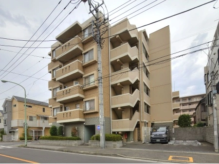 シュロス川口壱番館