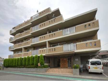 シュロス川口弐番館