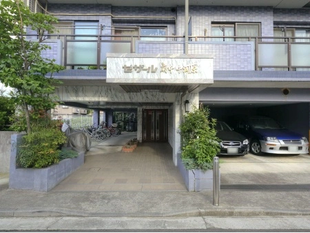 セザール府中中河原