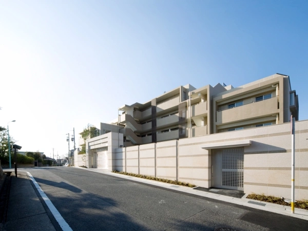 プラウド瑞穂日向町