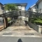 【大阪府/吹田市千里山西】吹田市千里山西六丁目　戸建 駐車場