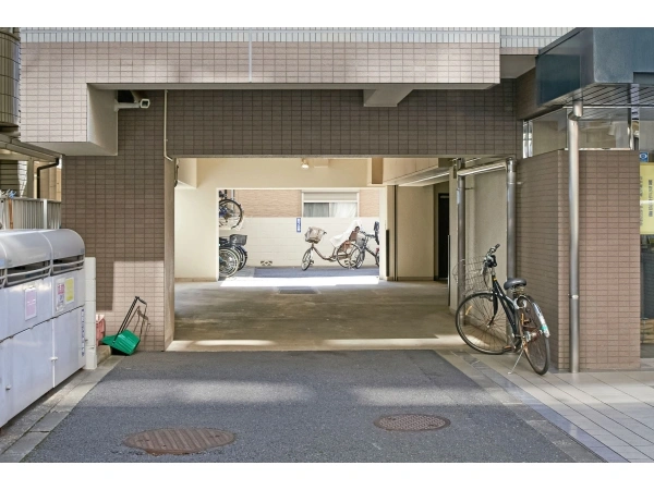 アーバネスト府中 駐輪場