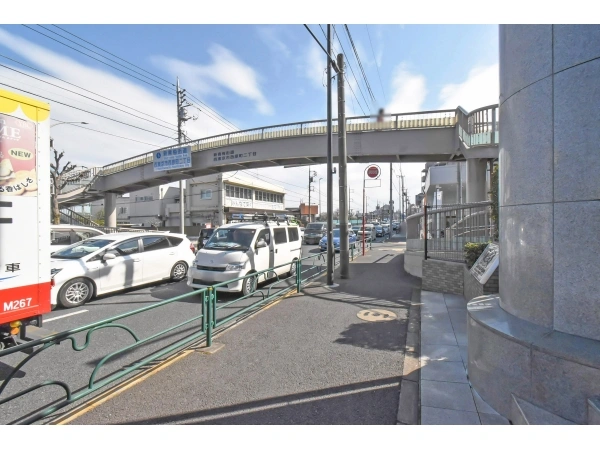 ライオンズガーデン田無 前面道路