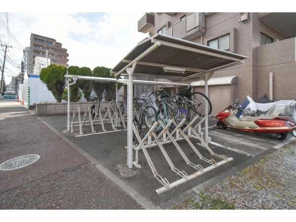 日神パレステージ西横浜 駐輪場