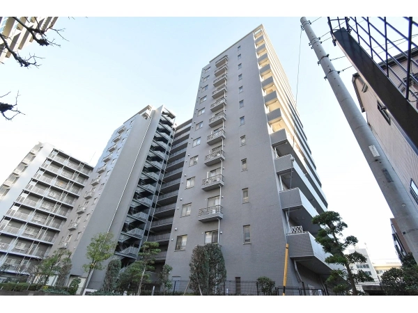 横浜公園通り壱番館 外観