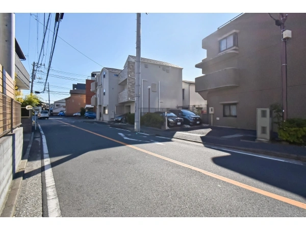 サングレイス綱島　参番館 前面道路