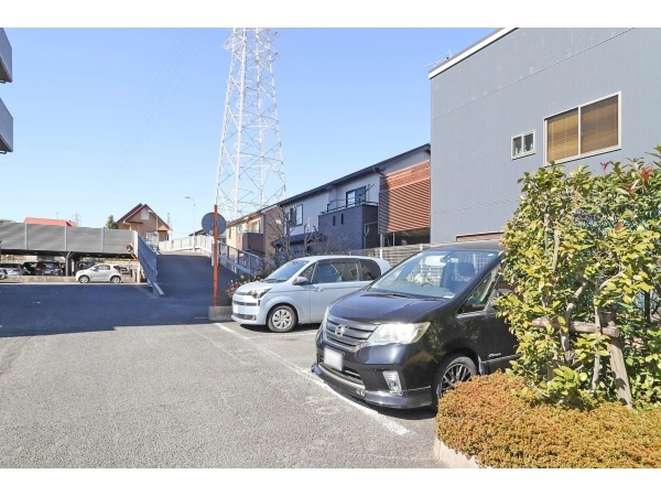 西船橋リリエンハイム 弐番館 駐車場