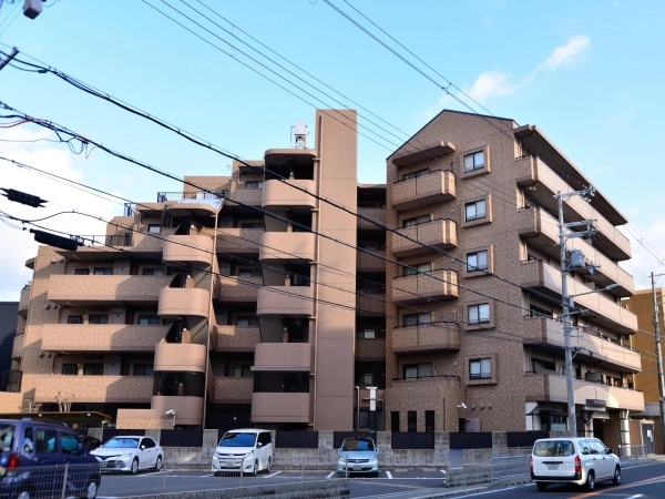 ライオンズマンション池田水月公園 外観