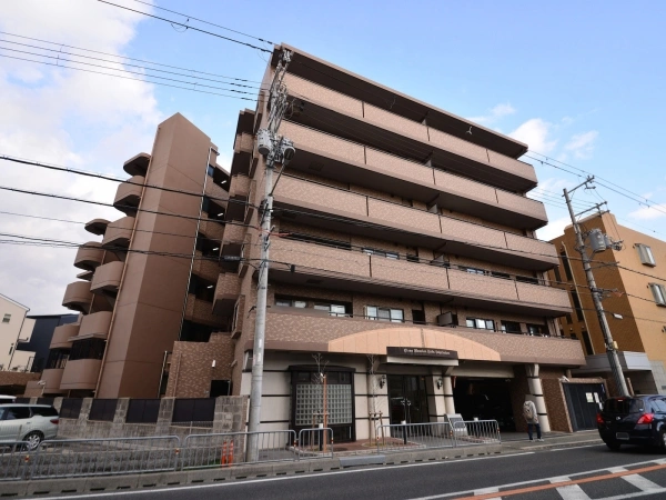 ライオンズマンション池田水月公園 外観