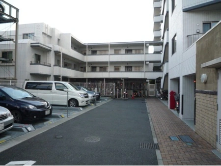 藤和北江古田公園ホームズ 駐車場