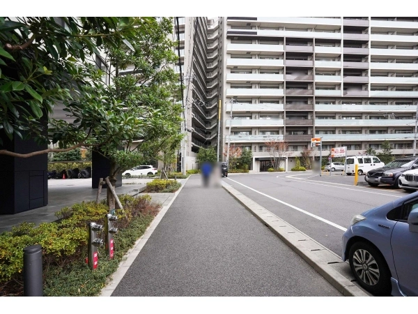 クオン流山おおたかの森 前面道路