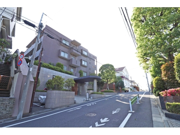 藤和本門寺公園ホームズ 前面道路