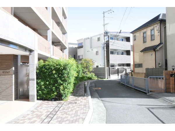 ジークレフ塚口富松町 前面道路