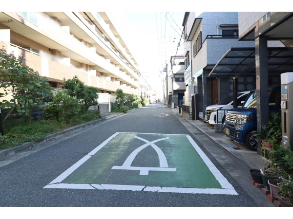 ネオステージ立花北 前面道路