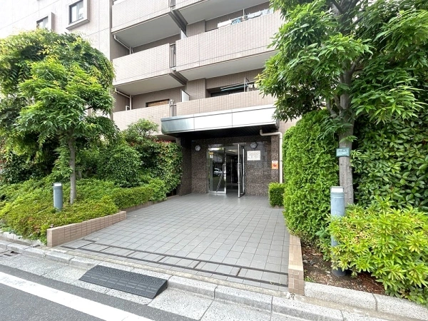 メイツ南浦和 エントランス