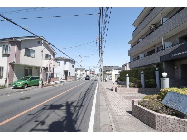 ライオンズマンション浦和第6 前面道路