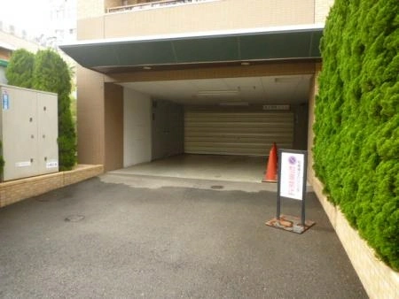 クリオ横浜元町壱番館 駐車場