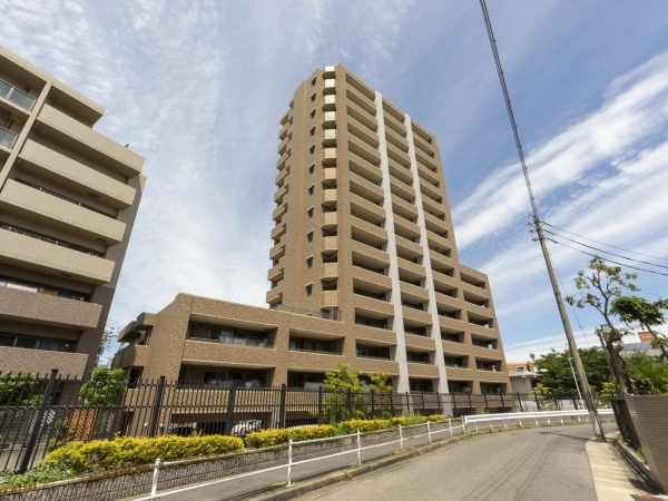 ライオンズ徳川園新出来ルクロス 外観