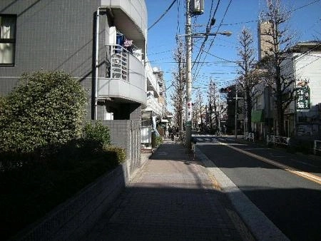 グランドエクセル祐天寺 前面道路