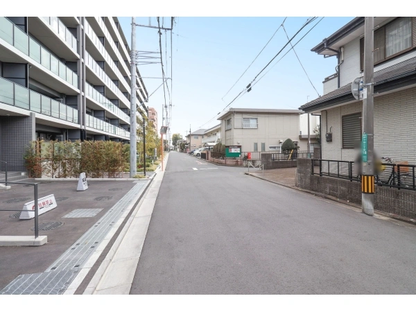 シティハウス浦和針ヶ谷  前面道路