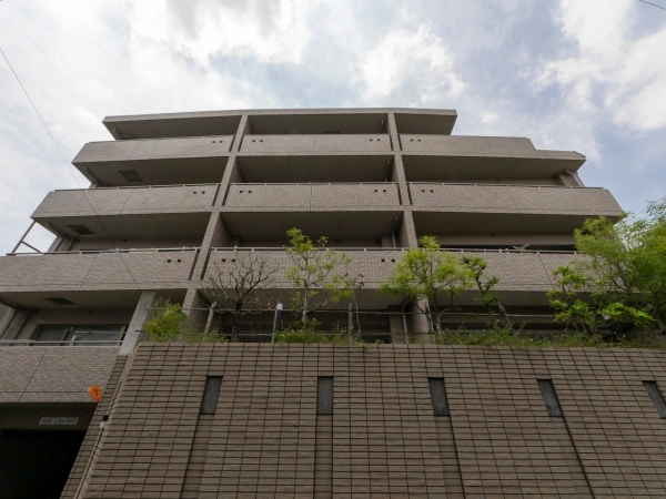 覚王山ロイヤルアーク観月町 外観