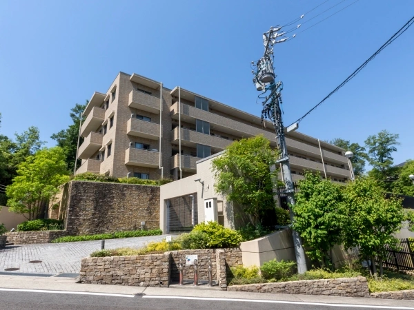 プレシアスコート東山元町 外観