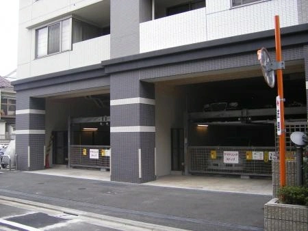 レクセルマンション上野入谷 駐車場