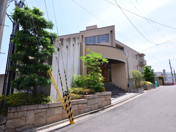 メゾン芦屋三条町 外観