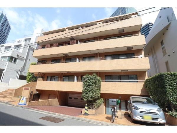 マノア六本木 外観