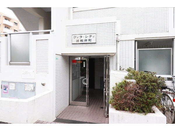 ヴィラシティ浦和岸町 エントランス