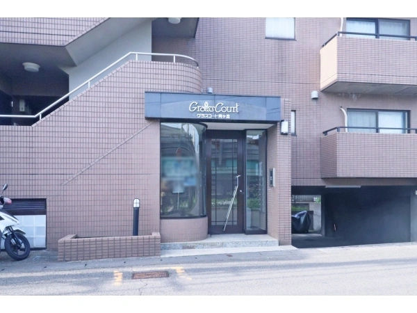 グラスコート向ヶ丘 エントランス