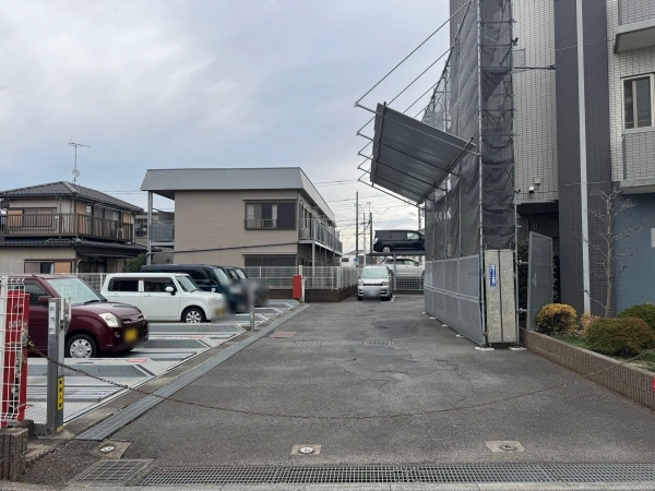 サンクレイドル小手指 駐車場