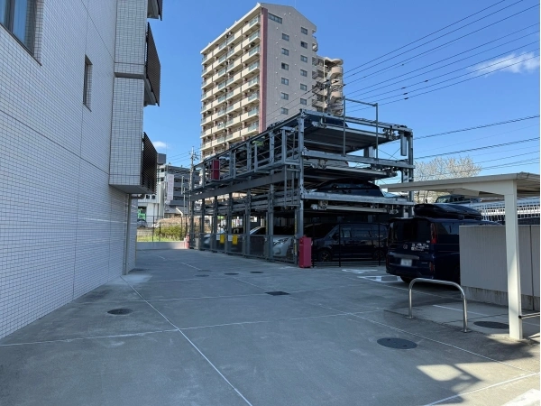 シエリア所沢 駐車場
