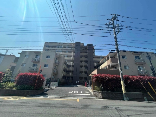 プレシス所沢くすのき台 外観