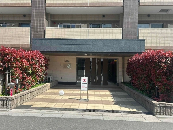 プレシス所沢くすのき台 エントランス