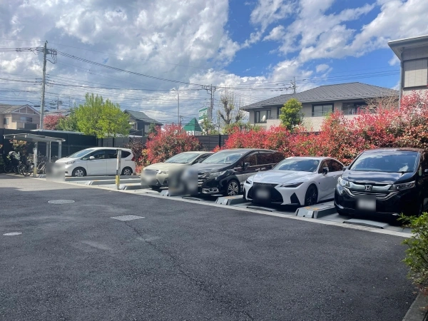 プレシス新所沢ブライス 駐車場