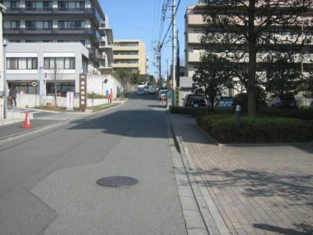 南町田パークホームズ弐番館 前面道路