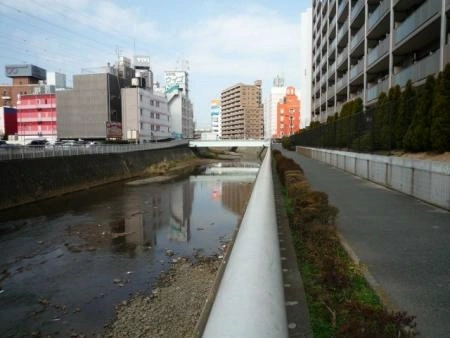 クリオ町田駅前 前面道路