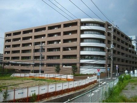 ライオンズステージ横浜グランガレリア 外観