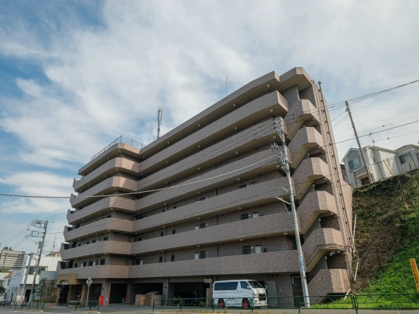 ルピナス日野 壱番館 外観