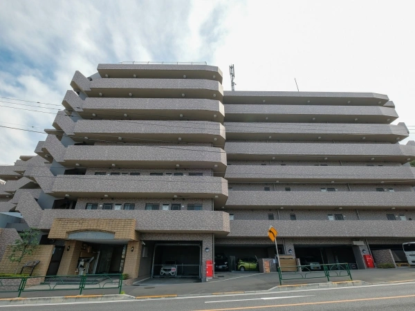 ルピナス日野 壱番館 外観