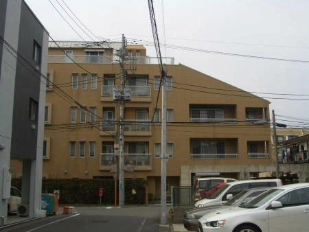 小田急コアロード府中片町 外観