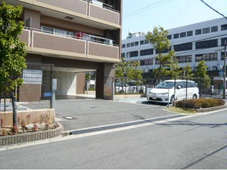 アービング西田辺長池公園 駐車場