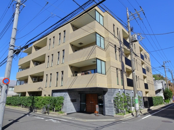 アデニウム氷川台 外観