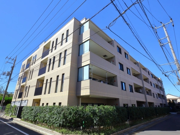 アデニウム氷川台 外観