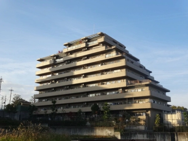 キングマンション南千里 外観