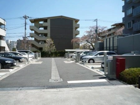 ウェリス光が丘公園パークハウス 駐車場